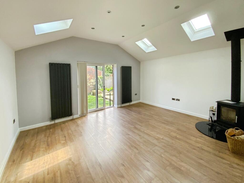 House in Hull - View 3