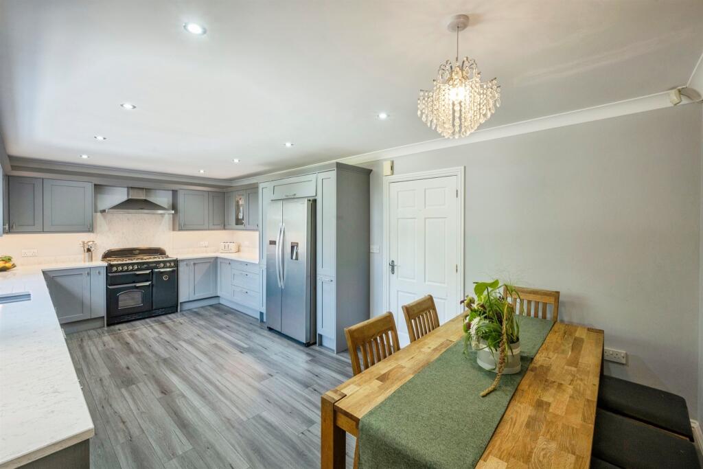 House in Doncaster - View 5