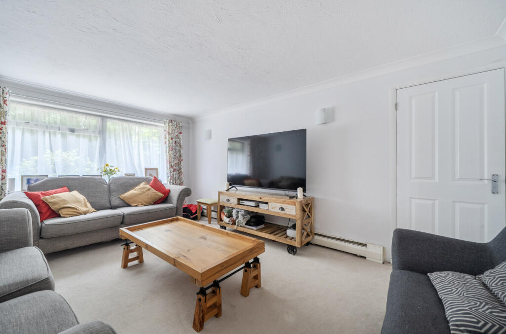 House in Reading - View 4