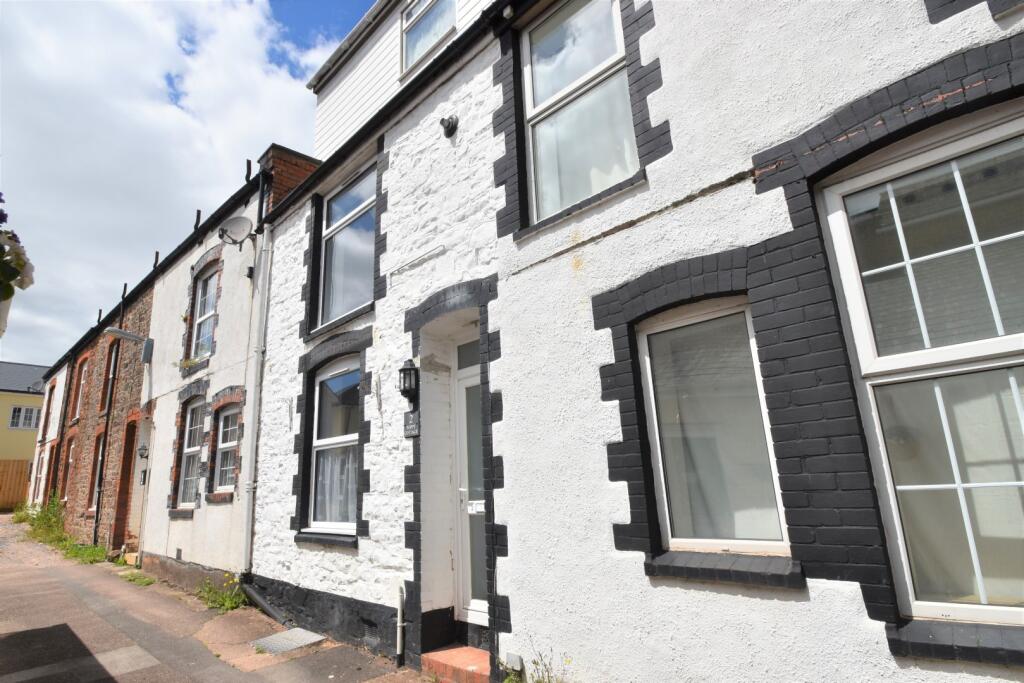 Main image of property: New Inn Court, Cullompton, Devon, EX15