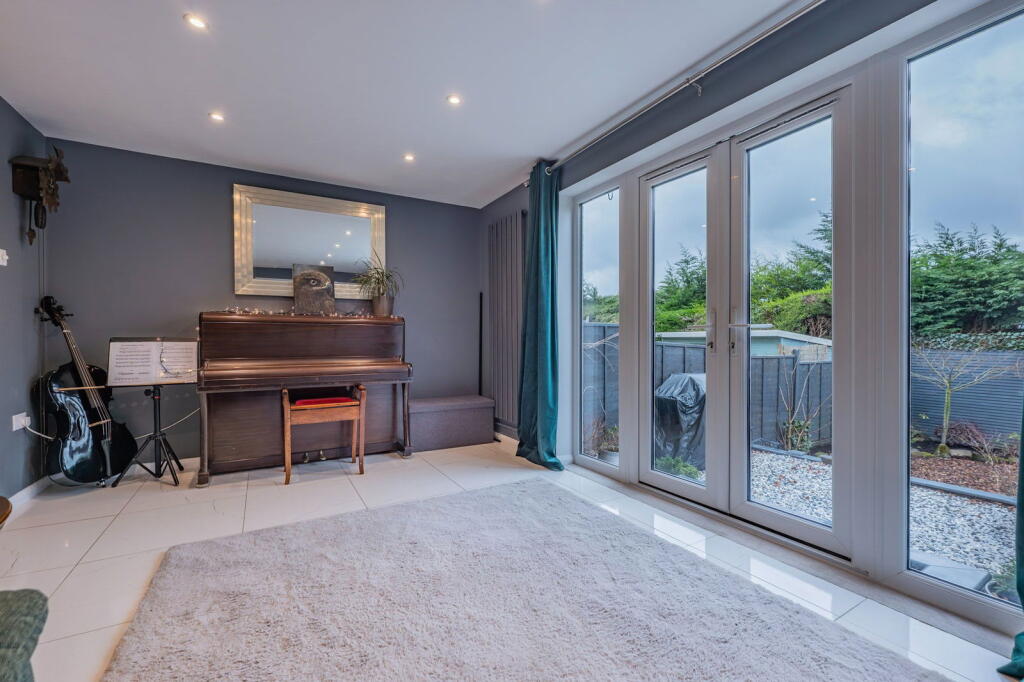 Forest Rise, Crowborough, TN6 2ES photo 3