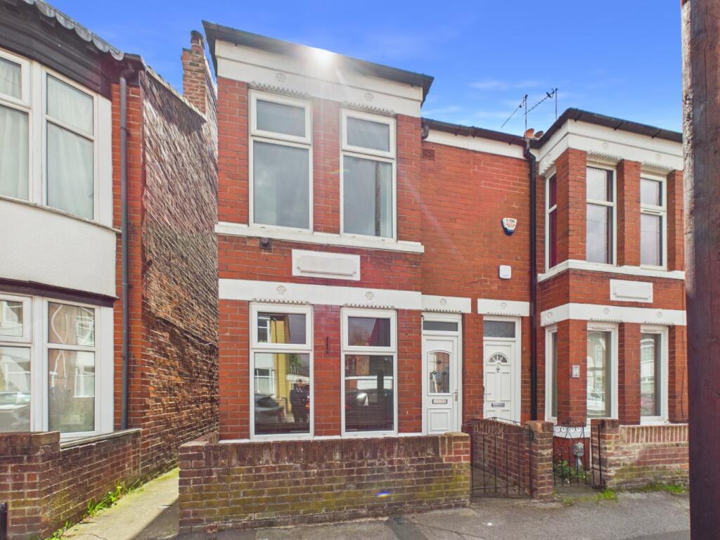 Main image of property: Perth Street, Hull, HU5 3NU