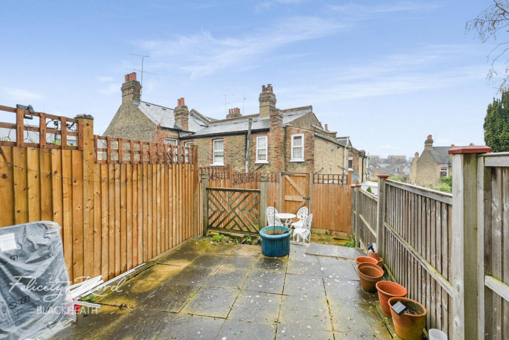Bramshot Avenue, Charlton photo 3