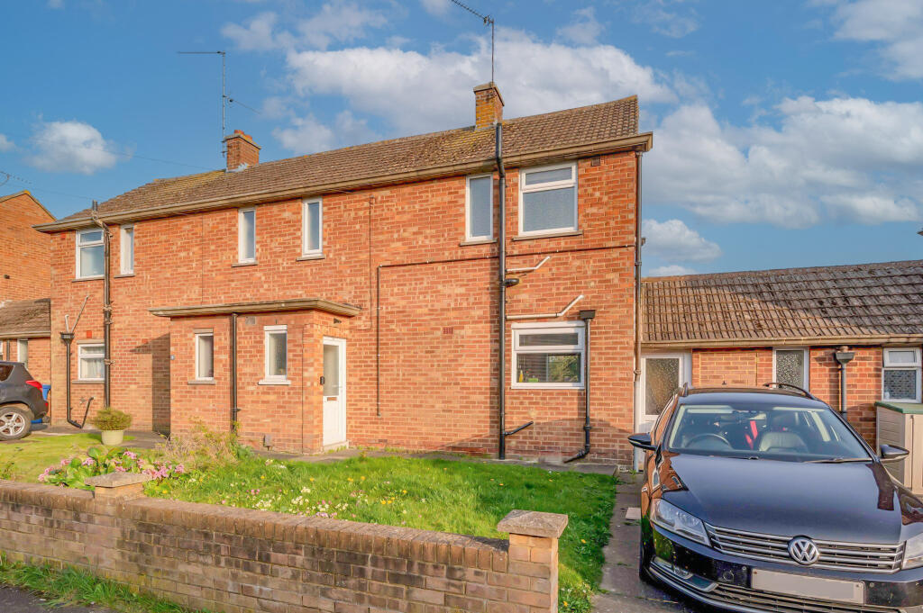 Main image of property: Peaselands, Desborough, Kettering