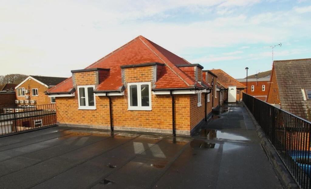 Main image of property: Stubbington Green, Fareham, Hants, PO14 2LE