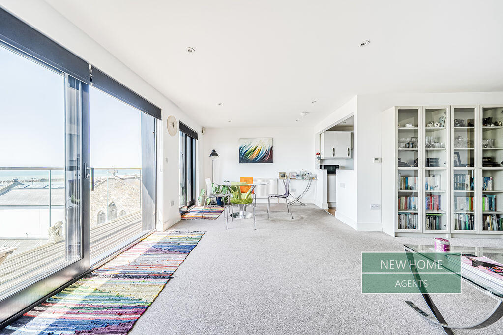 Apartment in Tonbridge - View 2