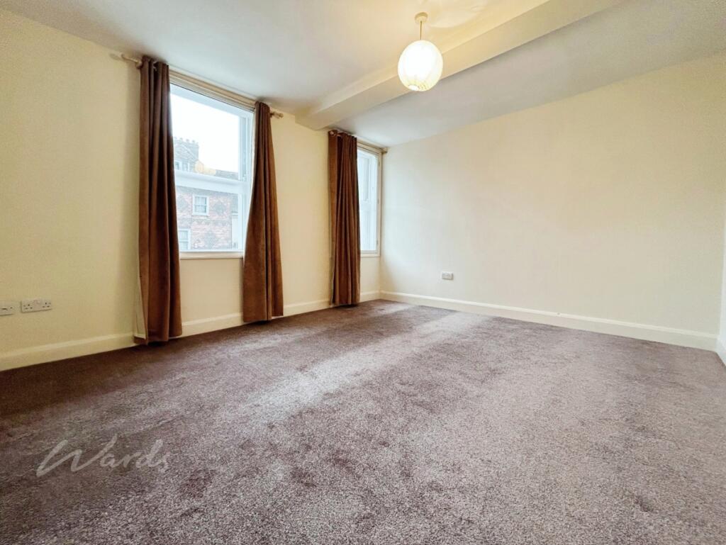 Apartment in Tonbridge and Malling, Kent - More
