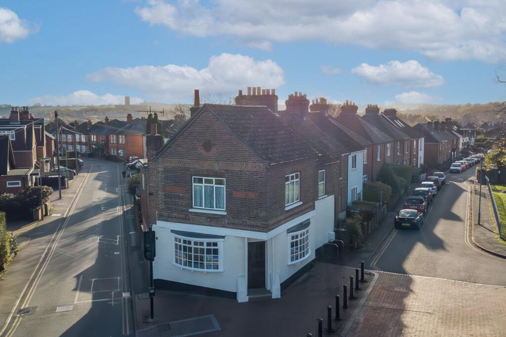 New Cross Road, Guildford, GU2