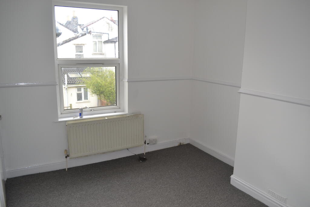 4 bedroom terraced house for rent