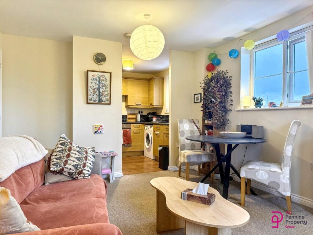 Apartment in Sheffield, Castle Green, Penistone - More