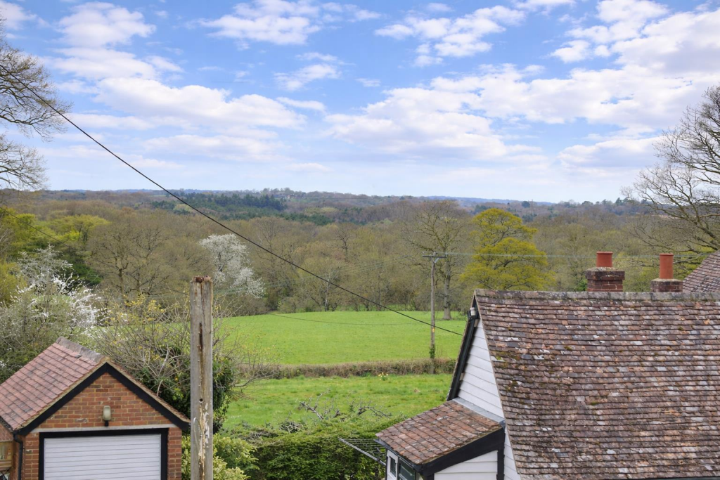 Six Bells Mews, Northiam photo 3