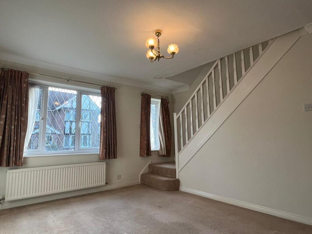 Oak Tree Road, Ampthill, Bedfordshire, MK45 photo 3