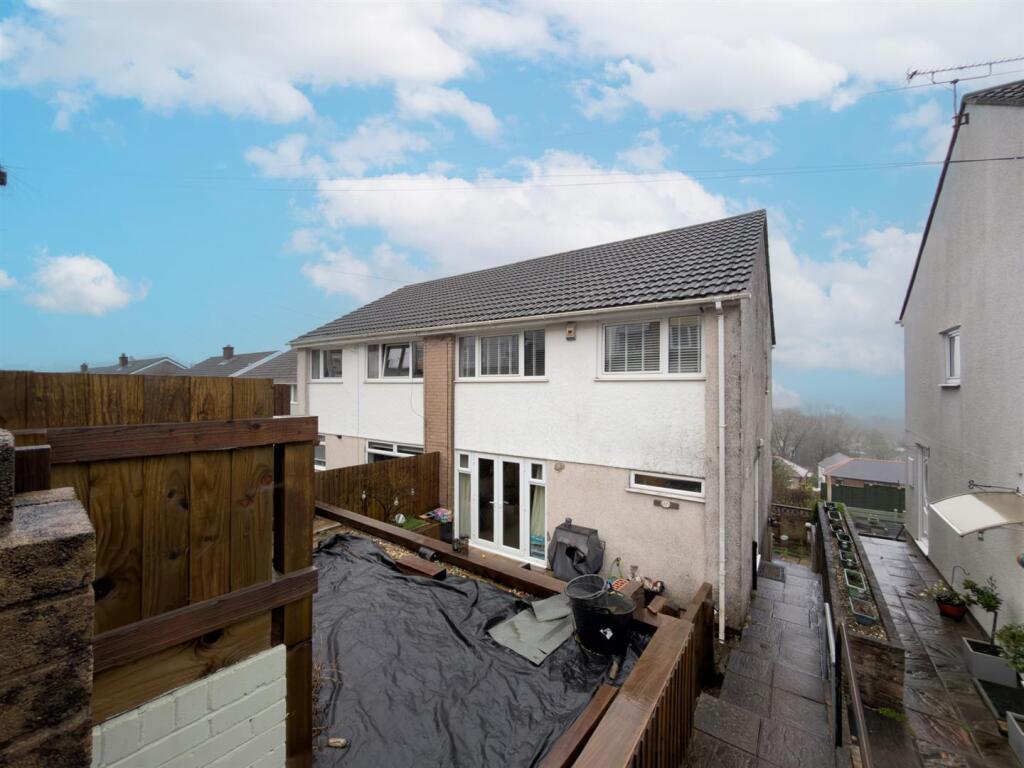 Main image of property: Bryn Heulog, Griffithstown, Pontypool