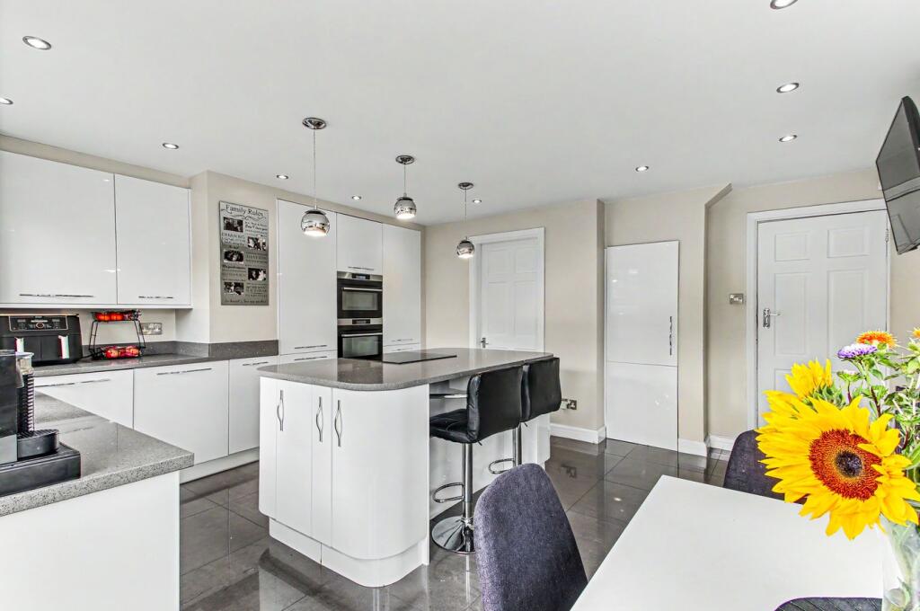 House in Trafford, Greater Manchester - More