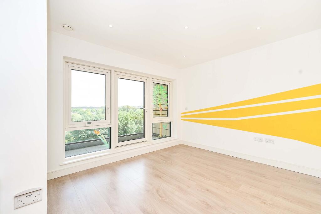 Apartment in London - View 5