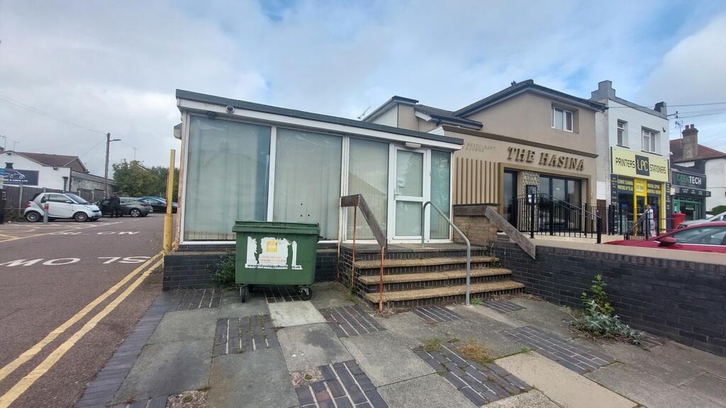 Main image of property: 360, Rayleigh Road, Eastwood, Leigh-On-Sea, Essex, SS9