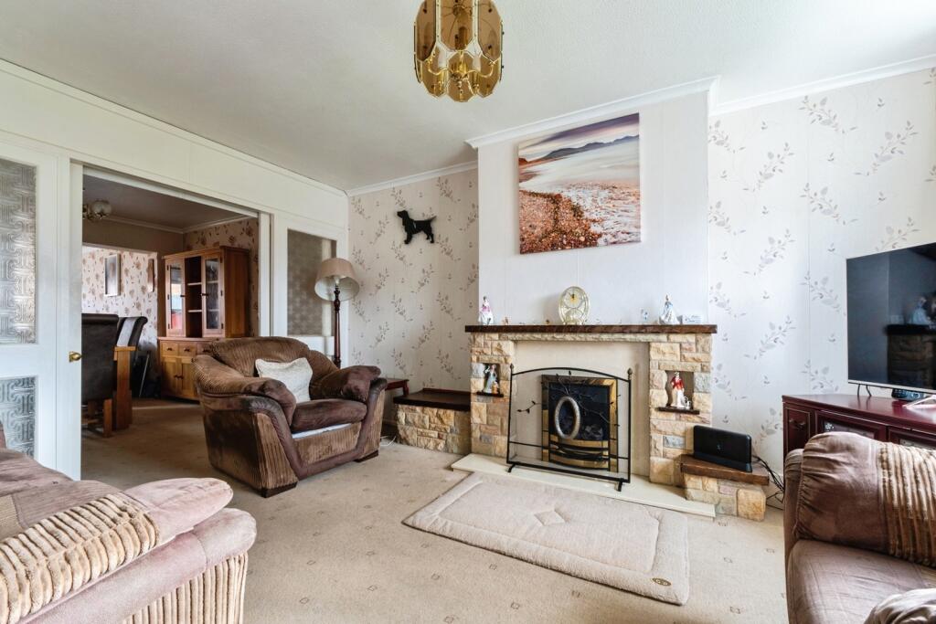 Paterson Place, Shepshed, Leicestershire, LE12 photo 3