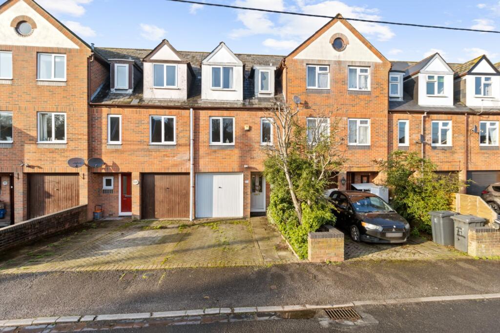 Main image of property: Vernon Road, Uckfield, East Sussex, TN22