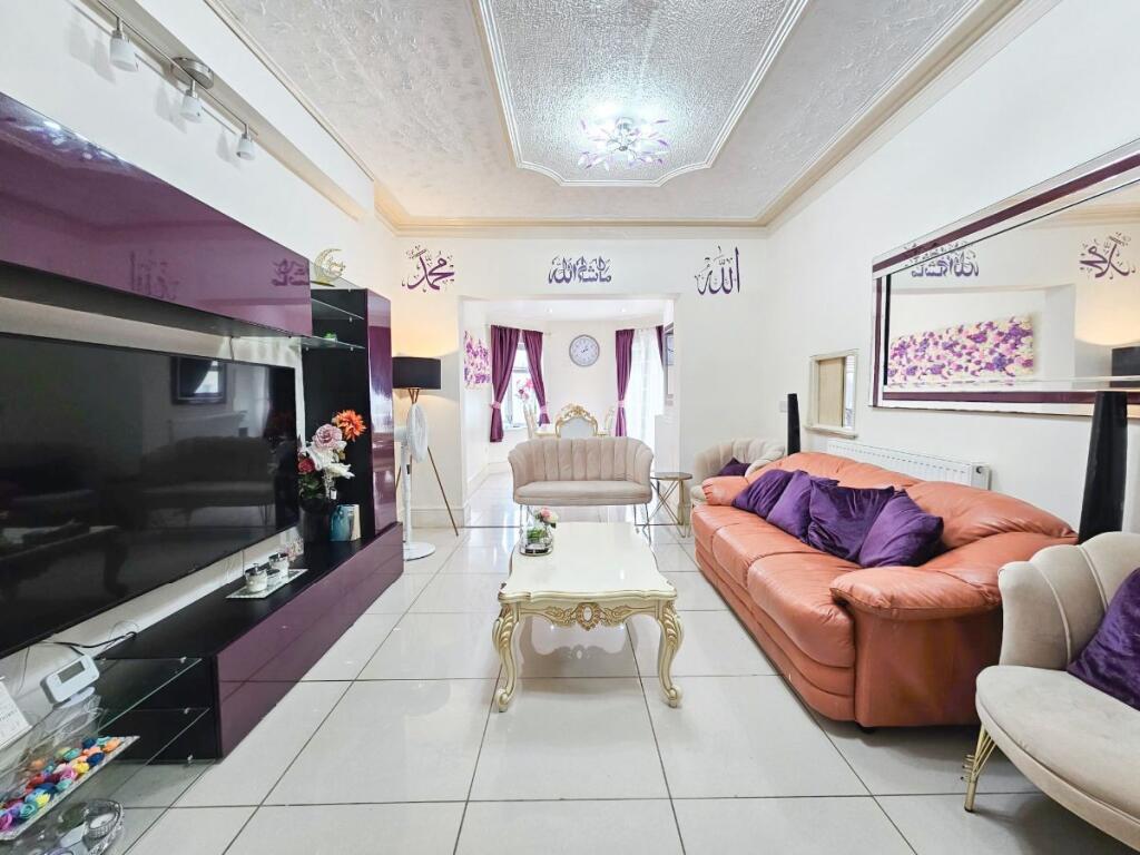 House in Trafford, Greater Manchester - View 2