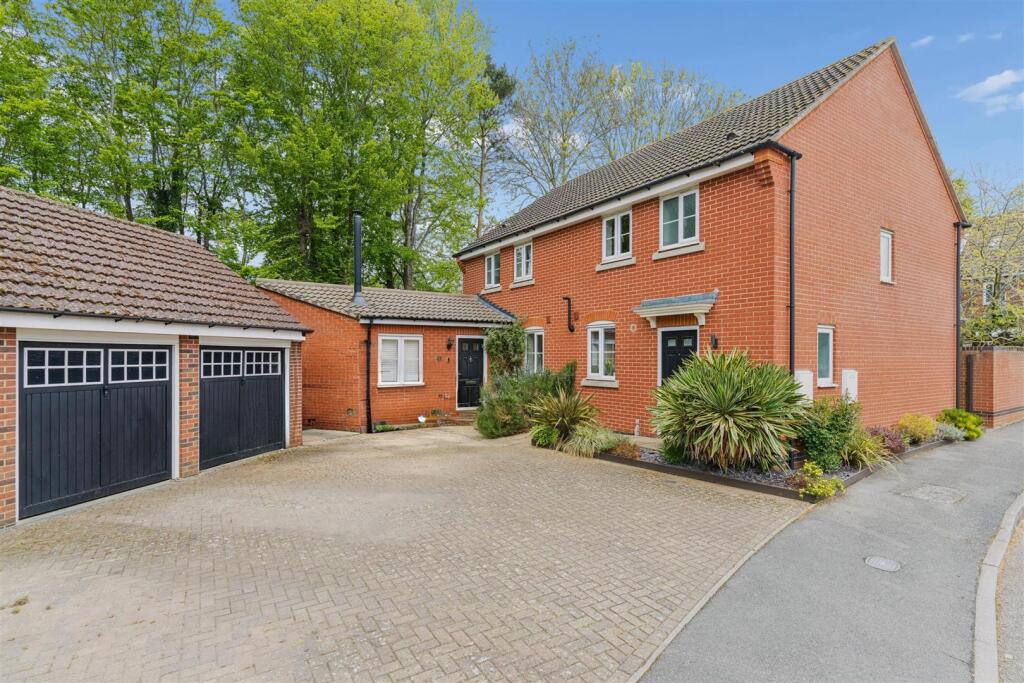Main image of property: Fresson Road, Stevenage
