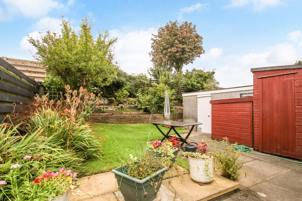 85 Evershed Drive, Dunfermline, Fife, KY11 8RF photo 2