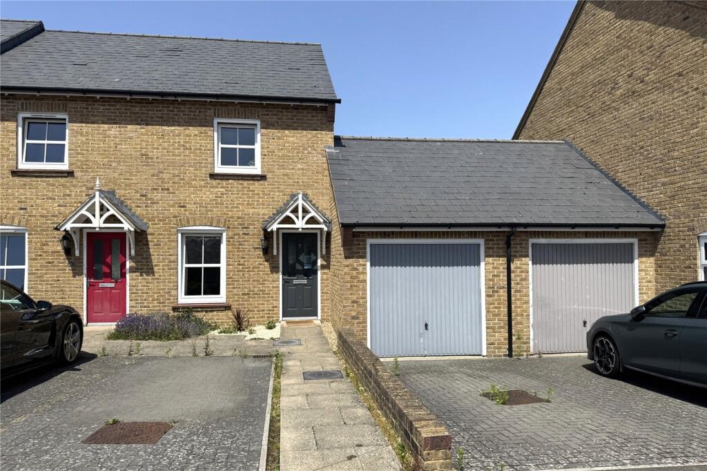 Main image of property: Woolston Place, Sherfield-on-Loddon, Hook, Hampshire, RG27