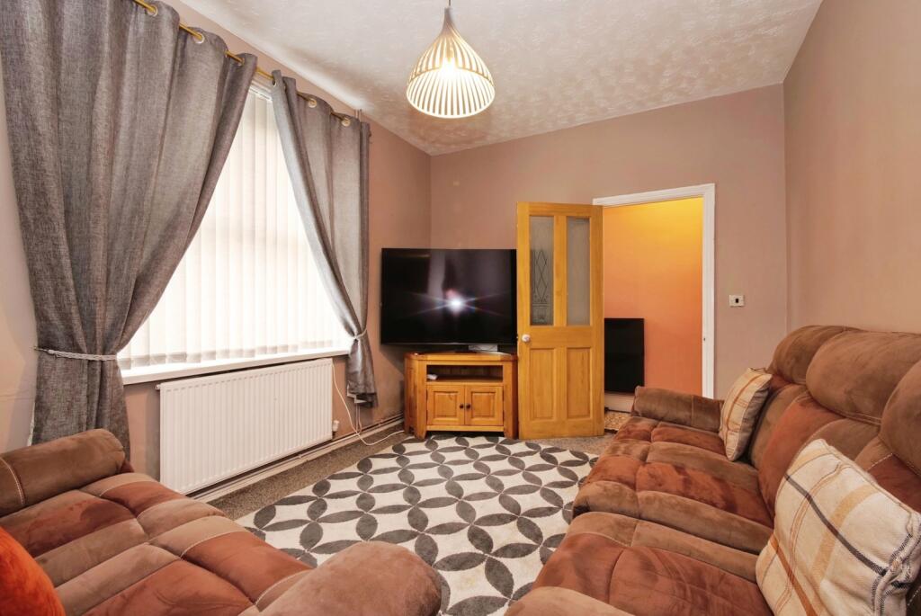 House in Gwauncaegurwen, Neath Port Talbot - View 5