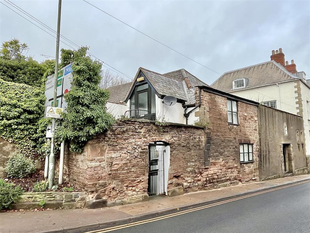 Main image of property: Copse Cross Street, Ross-On-Wye