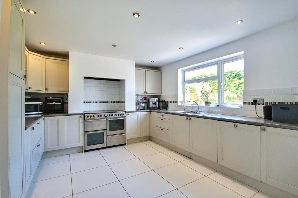 Gorse Road, Spratton, Northampton - View 3