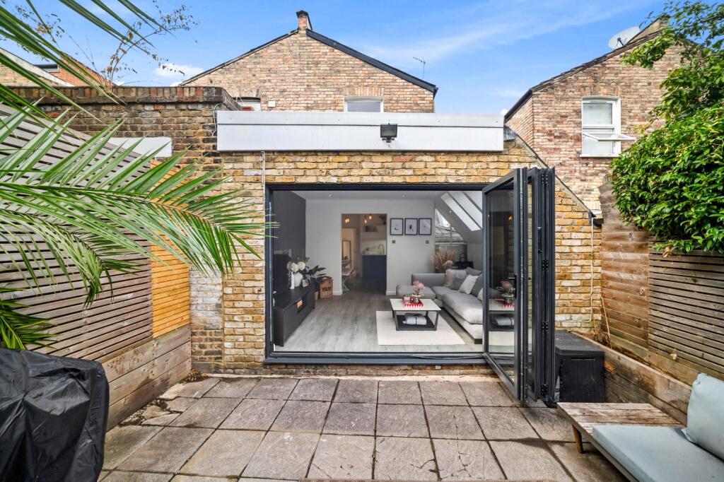 Apartment in London - View 4