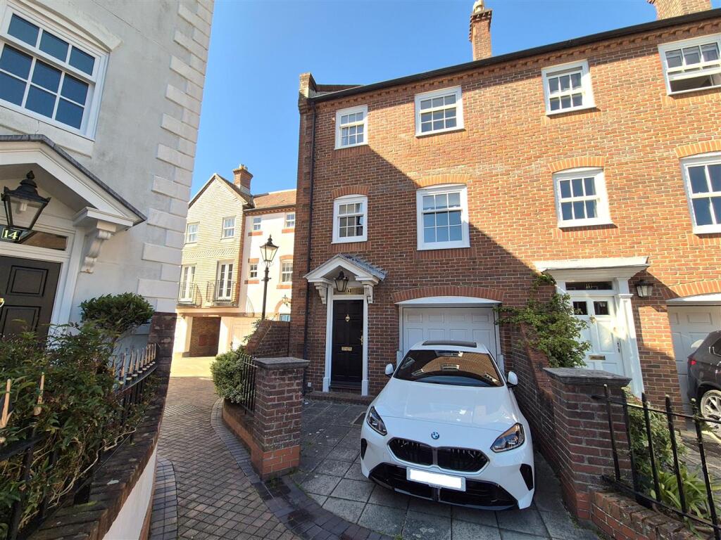Barbers Gate, Poole