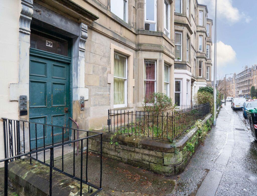 Main image of property: 39/3 Temple Park Crescent, Edinburgh, EH11 1JE