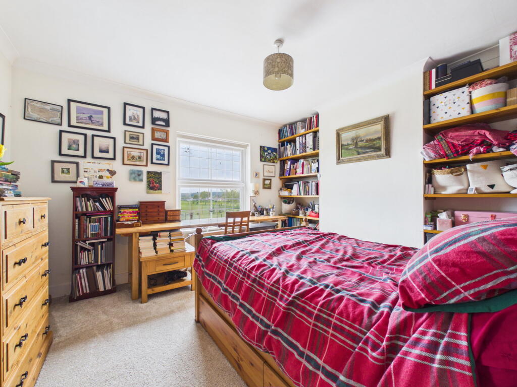 Church Street, Cliffe, Rochester, ME3 7PJ - View 6