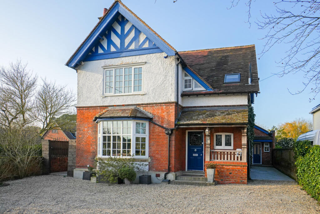 Main image of property: Stortford Road, Dunmow, Essex, CM6