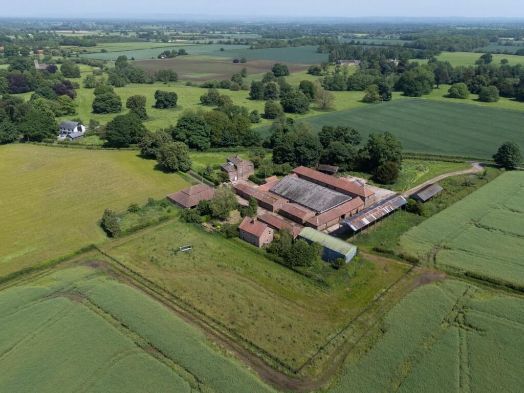 House in York - View 5
