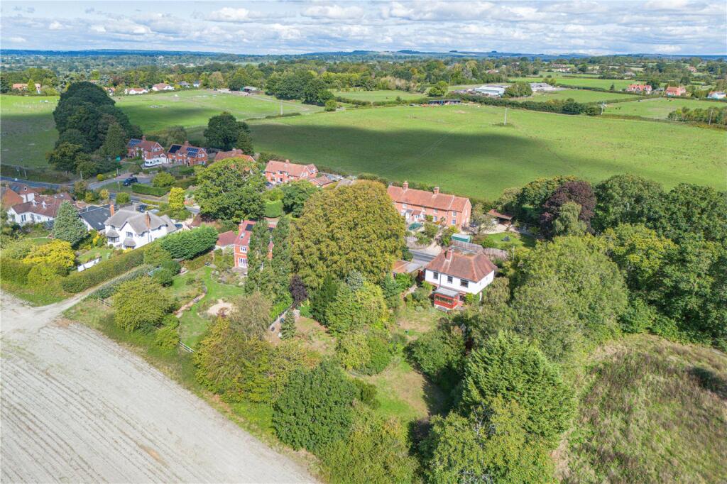 House in Swindon, Market Lavington - View 3