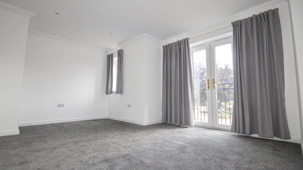 Apartment in Rochester - View 2