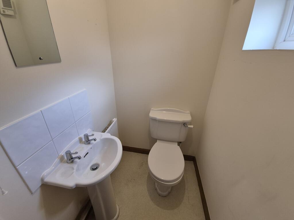 45, Thomas Hardy Drive, Shaftesbury photo 4