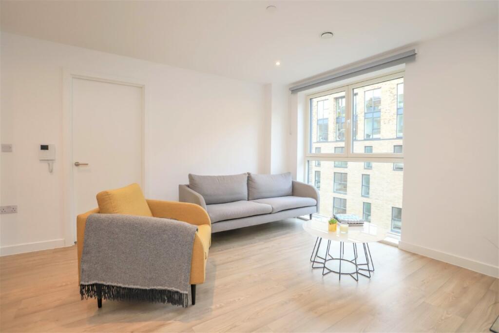 Main image of property: Clippers Quay Salford M50