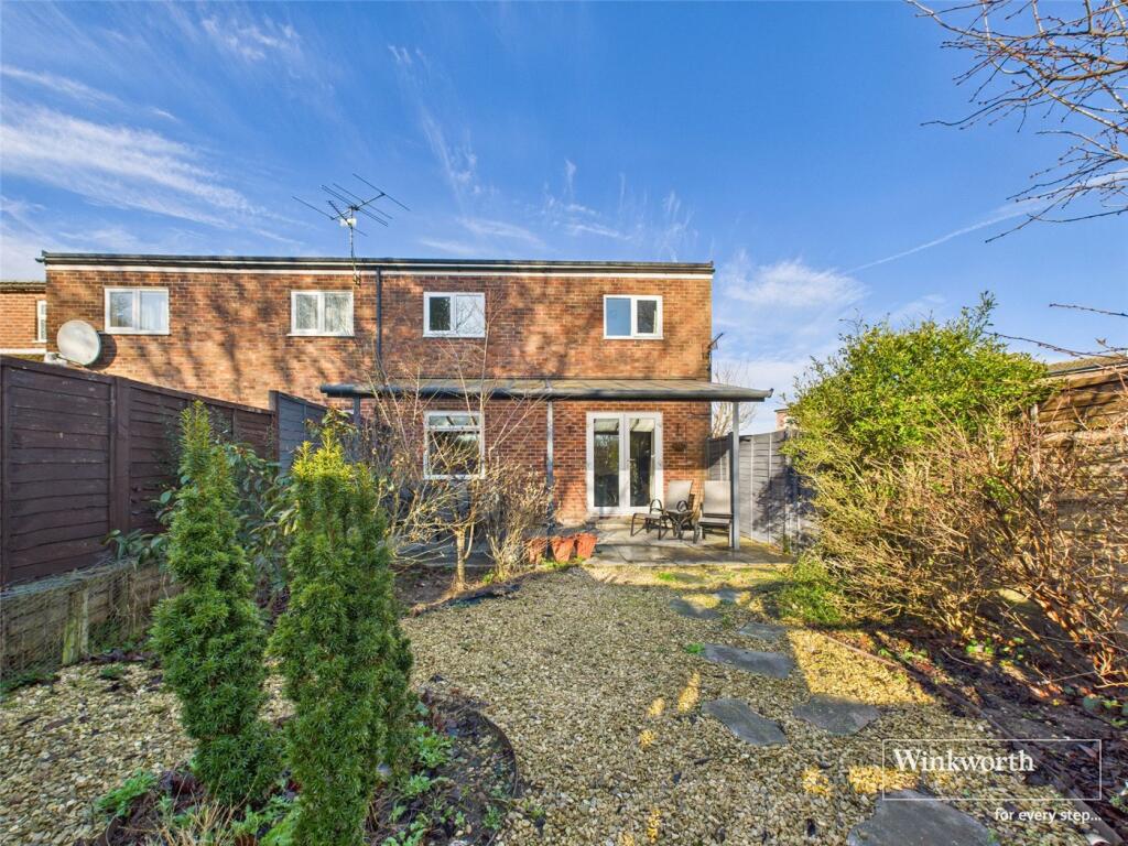 Main image of property: Derwent Road, Thatcham, Berkshire, RG19