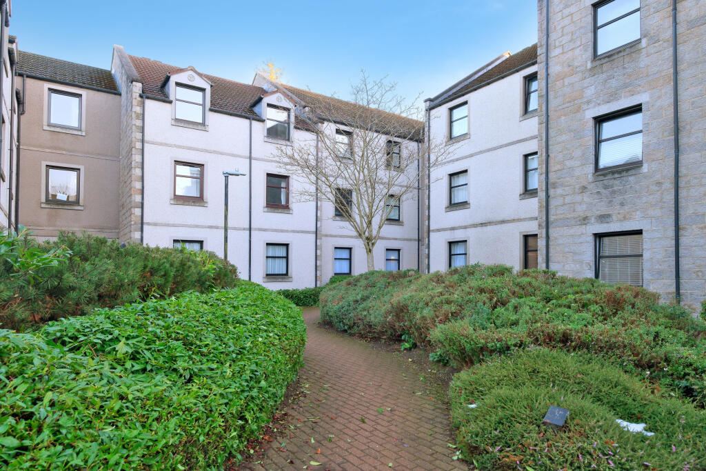 Main image of property: 12 Craigieburn Park, The West End, Aberdeen, AB15