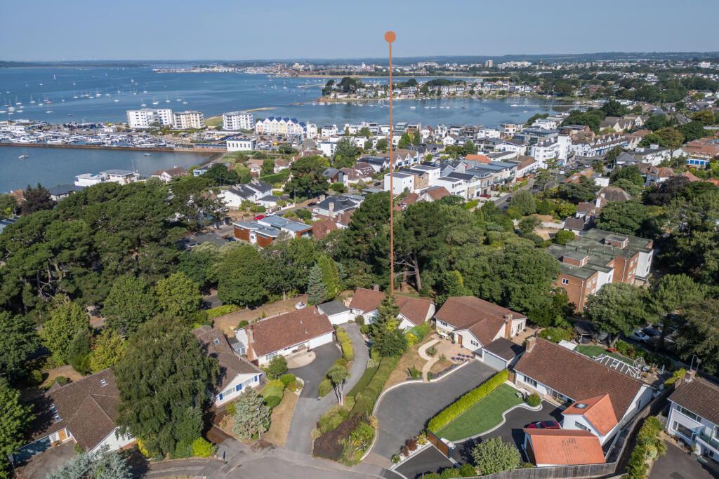 Avalon, Evening Hill, Poole, Dorset, BH14 photo 2