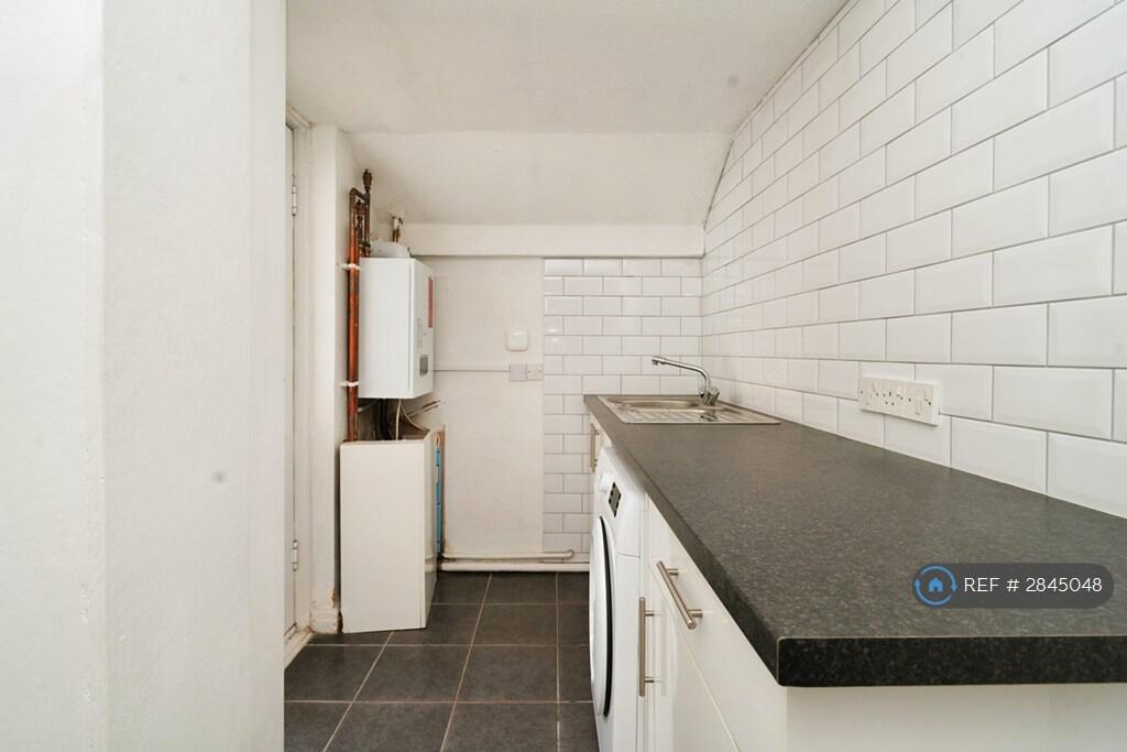 Additional image 6 of Cerne Abbas, Poole, BH13