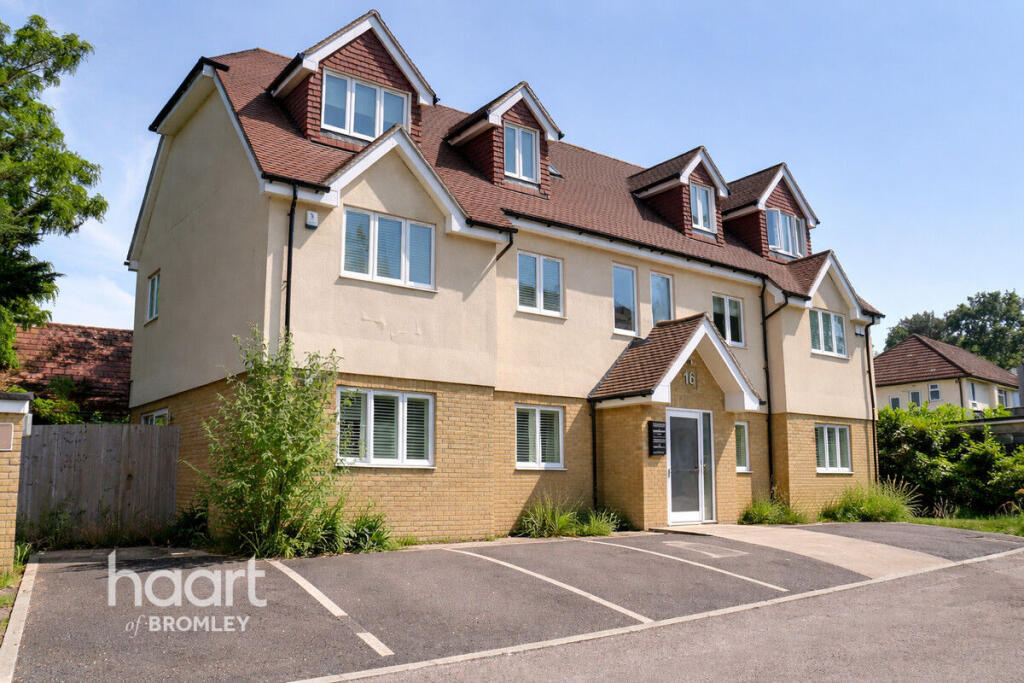 Main image of property: Fielding Lane, Bromley