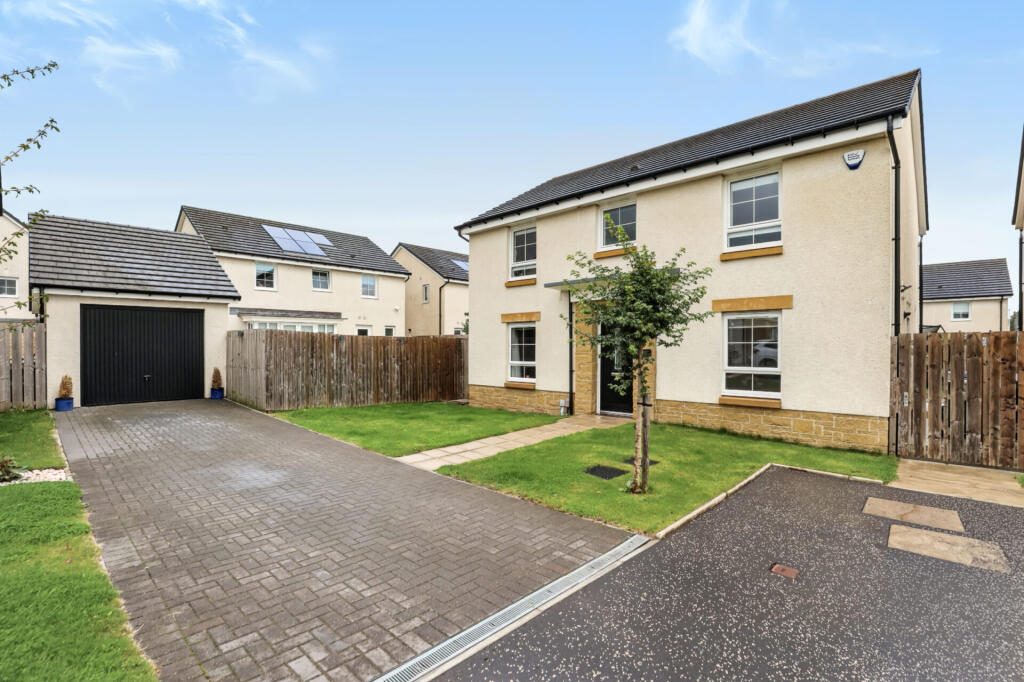 Main image of property: Moffat Gardens, Bishopton