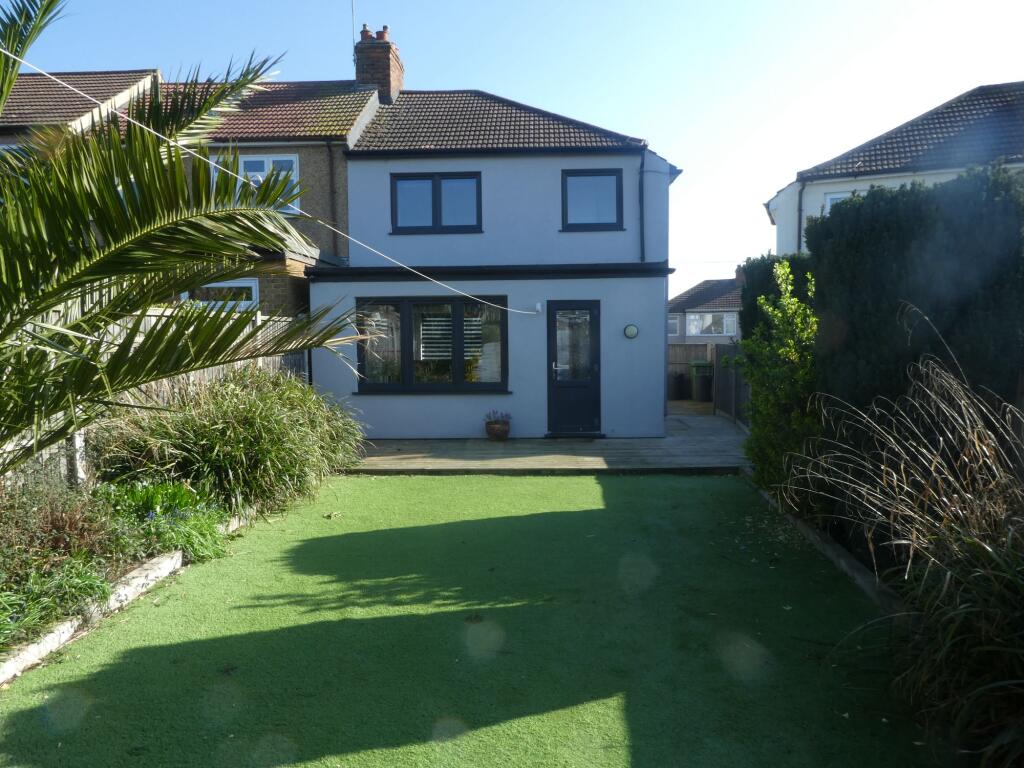 Main image of property: Havering Road, Romford, RM1