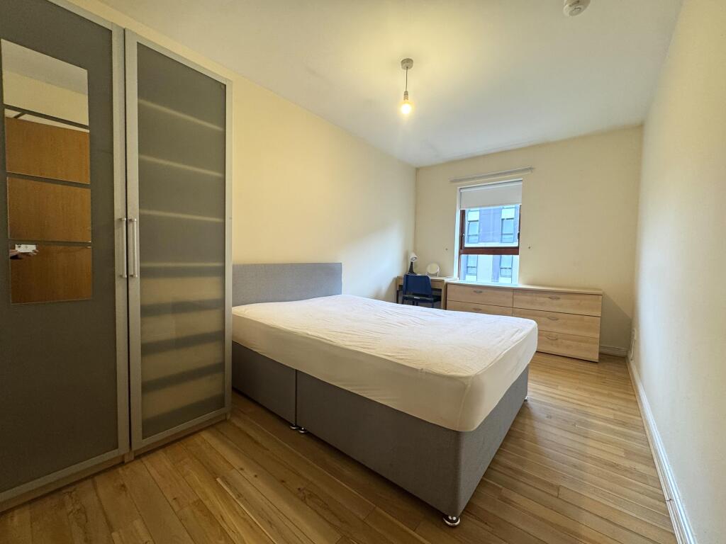 Apartment in Glasgow - View 4