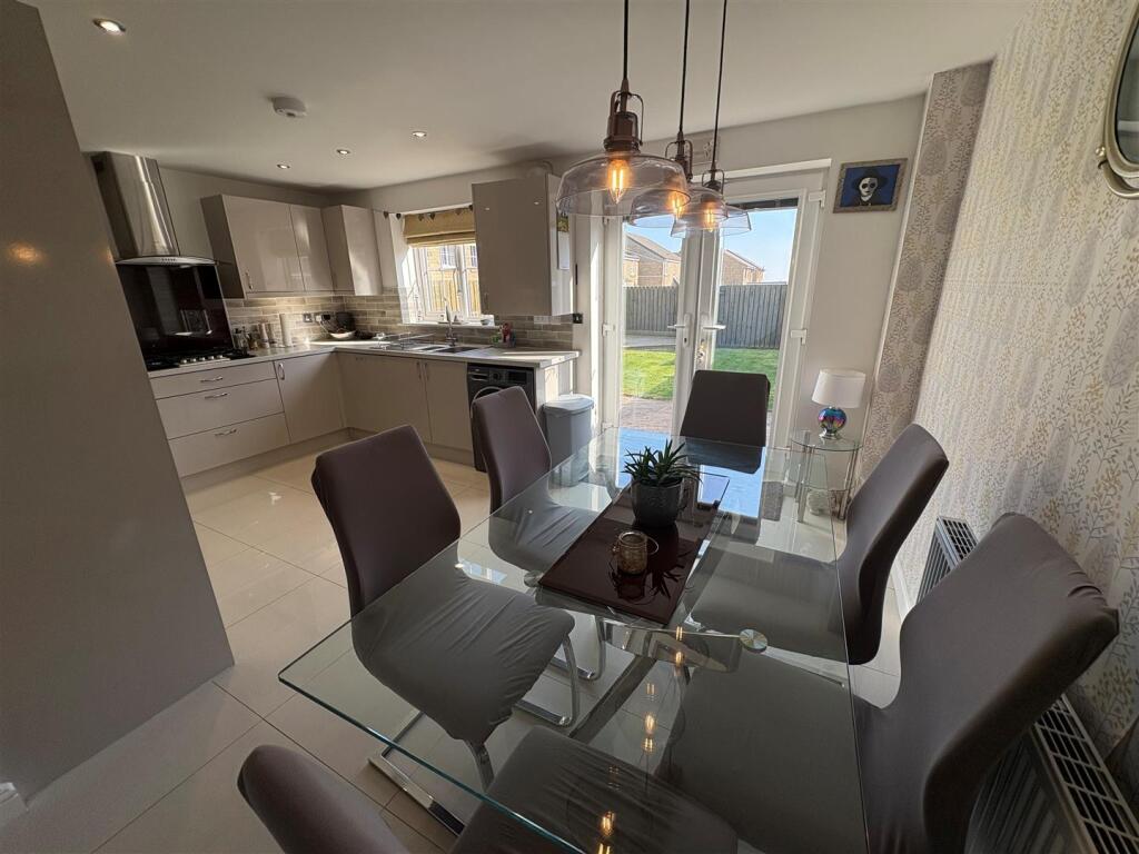 Additional image 7 of Cross Lane, Queensbury, Bradford