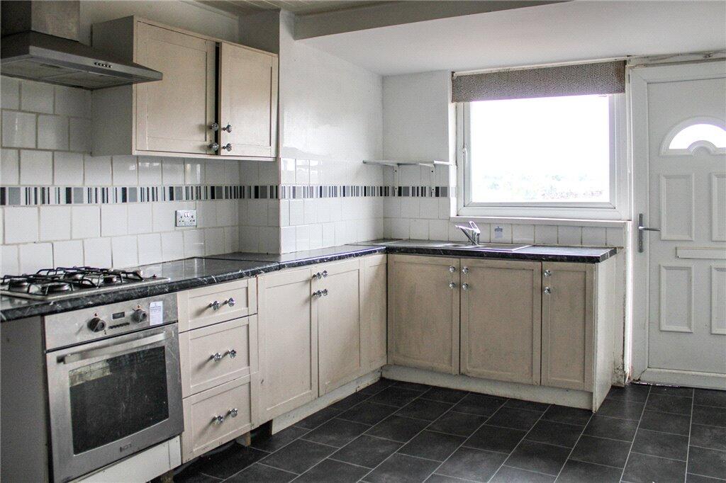 House in Bradford, Spring Bank, Keighley - View 3