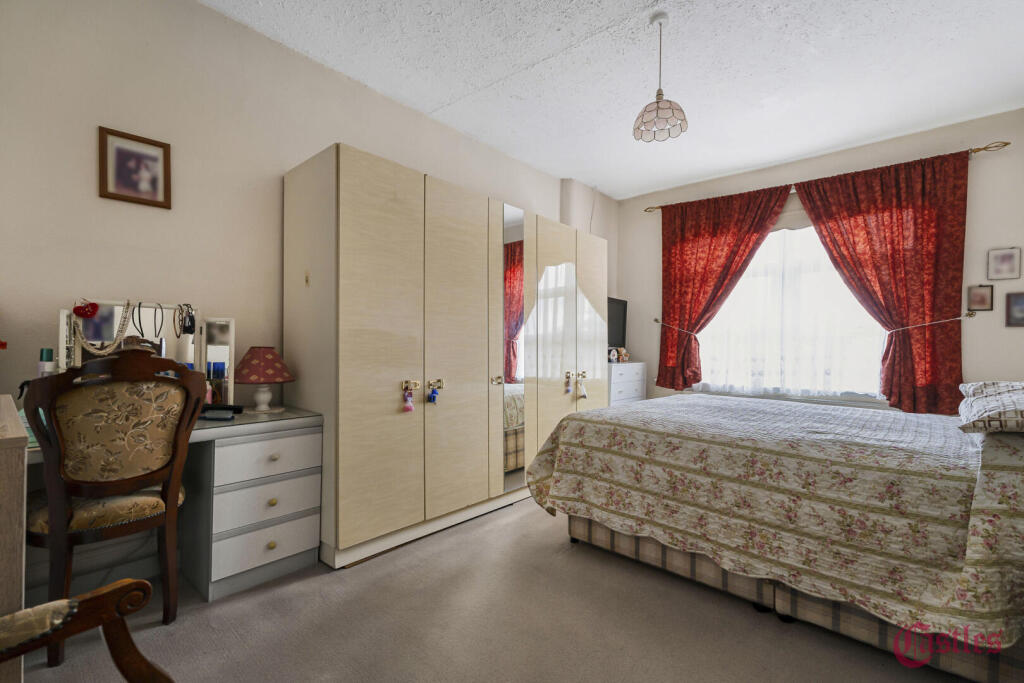 House in London - View 4